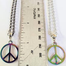 Load image into Gallery viewer, Anodized Titanium Peace Sign Necklace, Your Choice of Rolo Chain, Rainbow Iridescent Mixed Metals Jewelry, Oil Slick Peace Sign Jewelry