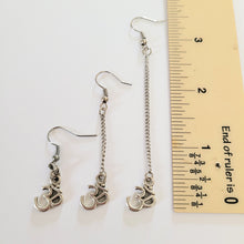 Load image into Gallery viewer, Ohm Om Aum Earrings, Long Dangle Drop Chain Earrings, Bohemian Yoga Jewelry