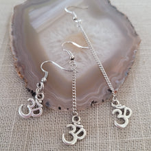 Load image into Gallery viewer, Ohm Om Aum Earrings, Long Dangle Drop Chain Earrings, Bohemian Yoga Jewelry