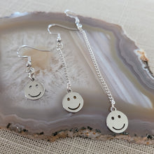 Load image into Gallery viewer, Smiley Face Necklace, Your Choice of Gunmetal or Silver Rolo Chain, Nineties Retro Jewelr