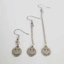 Load image into Gallery viewer, Smiley Face Necklace, Your Choice of Gunmetal or Silver Rolo Chain, Nineties Retro Jewelr