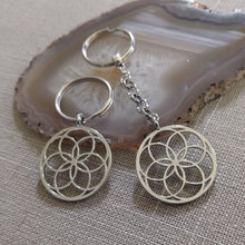 Load image into Gallery viewer, Seed of Life Keychain - Key Ring Fob, Yoga Reiki Zen Sacred Geometry Keychain