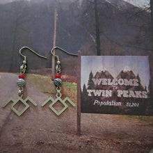 Load image into Gallery viewer, Laura Palmer Earrings - Twin Peaks Owl Cave Malachite Earrings, Drop Dangle Earrings