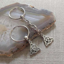 Load image into Gallery viewer, Silver Celtic Knot Triquetra Keychain or Zipper Pull - Mens Keychains