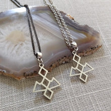 Load image into Gallery viewer, Twin Peaks Owl Cave Necklace on Gunmetal Curb Chain