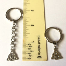 Load image into Gallery viewer, Silver Celtic Knot Triquetra Keychain or Zipper Pull - Mens Keychains