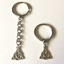 Load image into Gallery viewer, Silver Celtic Knot Triquetra Keychain or Zipper Pull - Mens Keychains