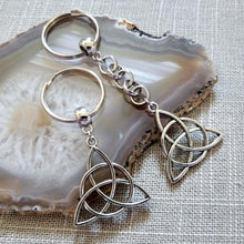 Load image into Gallery viewer, Celtic Knot Triquetra Keychain or Zipper Pull