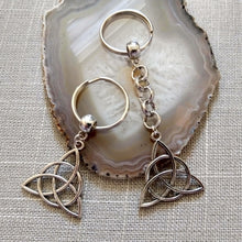 Load image into Gallery viewer, Celtic Knot Triquetra Keychain or Zipper Pull
