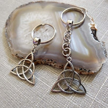 Load image into Gallery viewer, Celtic Knot Triquetra Keychain or Zipper Pull