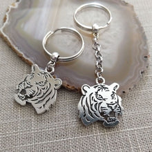 Load image into Gallery viewer, Tiger Key Chain, Vintage Detroit Tigers Logo