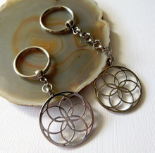 Load image into Gallery viewer, Seed of Life Keychain - Key Ring Fob, Yoga Reiki Zen Sacred Geometry Keychain