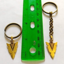 Load image into Gallery viewer, Brass Arrowhead Keychain, Key Ring, Zipper Pull, Purse or Backpack Charm
