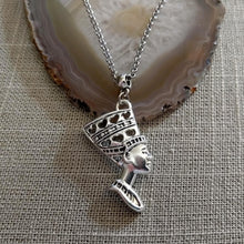 Load image into Gallery viewer, Queen Nefertiti Necklace on Silver Rolo Chain
