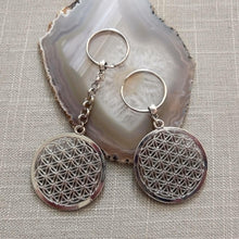 Load image into Gallery viewer, Flower of Life Keychain, Yoga Zen Reiki Spiritual Meditation Keychain, Sacred Geometry
